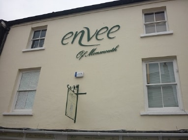 92-94 Monnow St, Monmouth to rent - Building Photo - Image 2 of 3