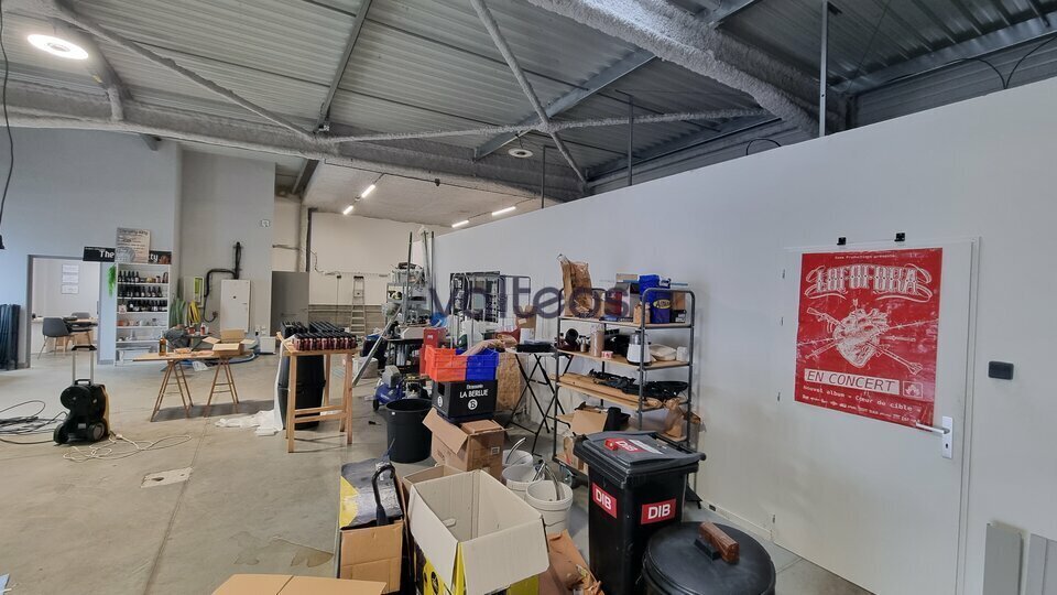 Light Industrial in Escalquens to rent - Interior Photo - Image 2 of 4