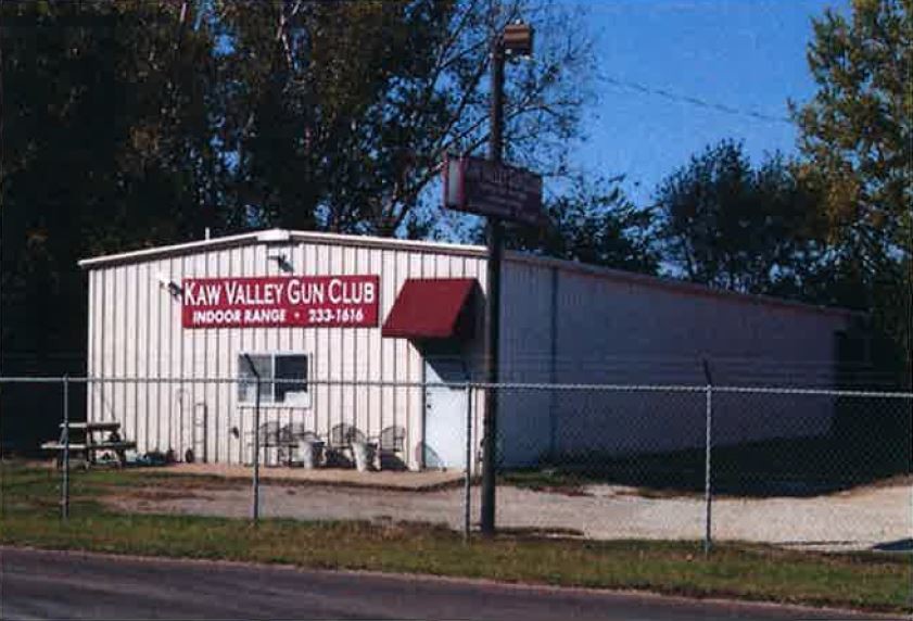 3042 NW Button Rd, Topeka, KS for sale - Primary Photo - Image 1 of 1