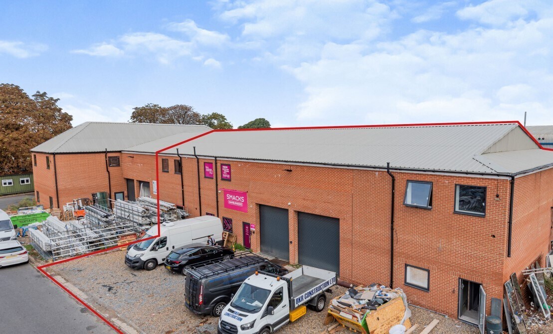 102 Beddington Ln, Croydon for sale Building Photo- Image 1 of 1