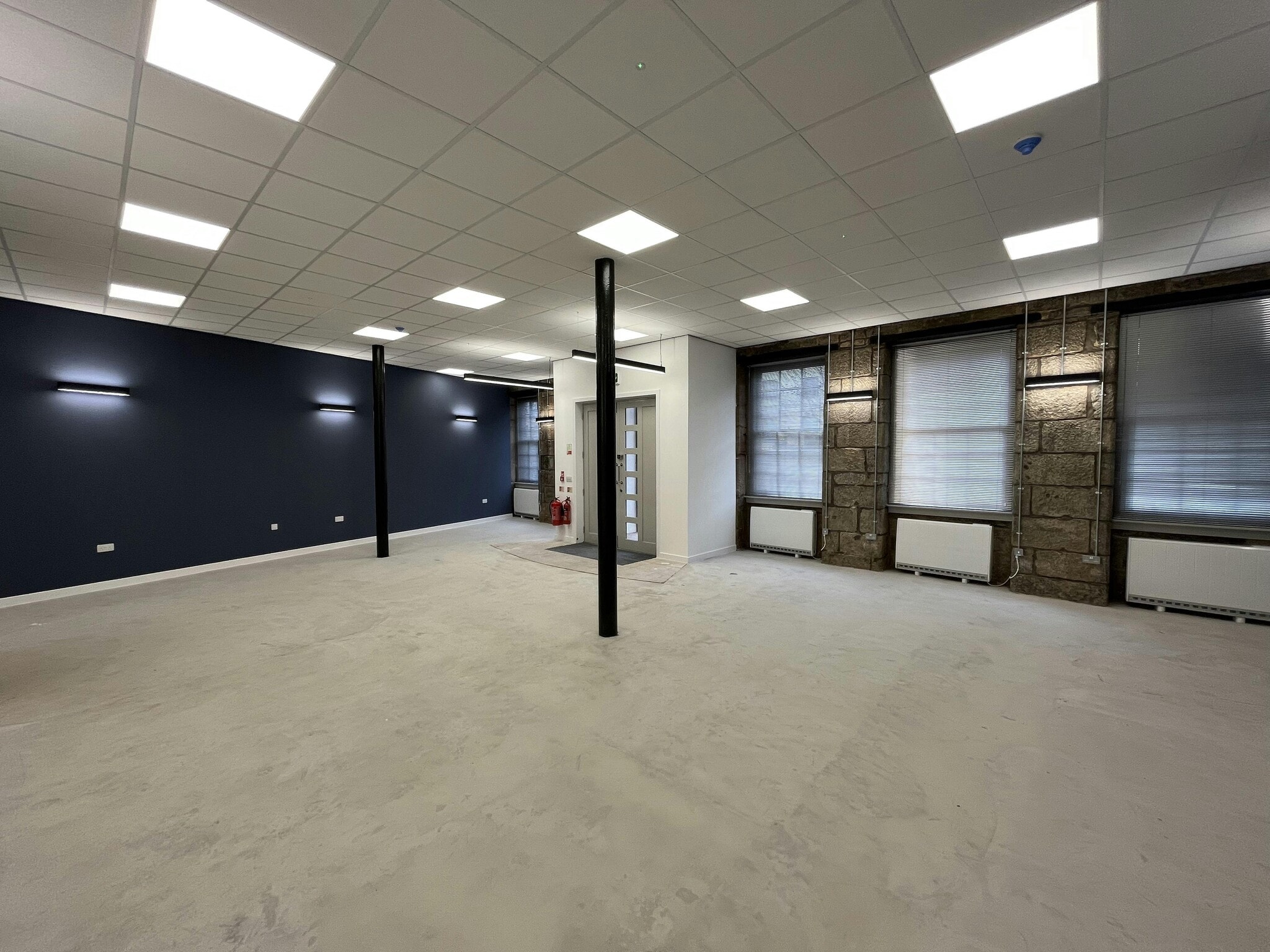 21-25 Carlton Ct, Glasgow to rent Building Photo- Image 1 of 30