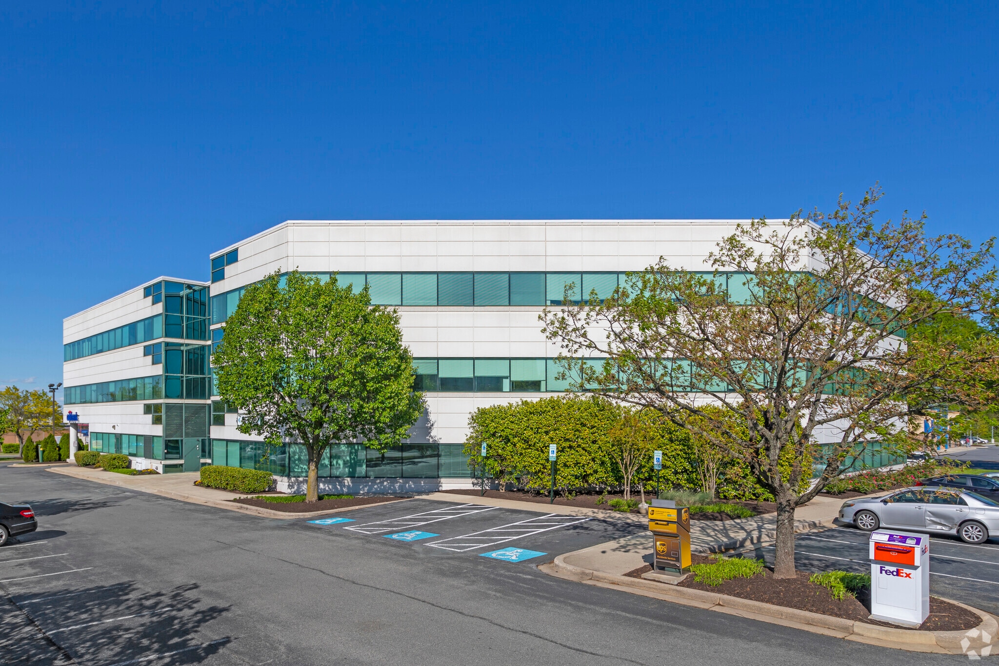 14405 Laurel Pl, Laurel, MD to rent Building Photo- Image 1 of 13