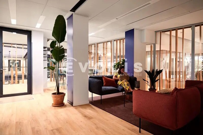 Office in Paris to rent - Interior Photo - Image 2 of 9