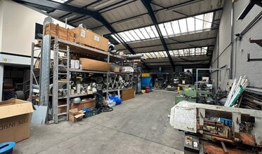 Pedmore Rd, Brierley Hill to rent Interior Photo- Image 2 of 6