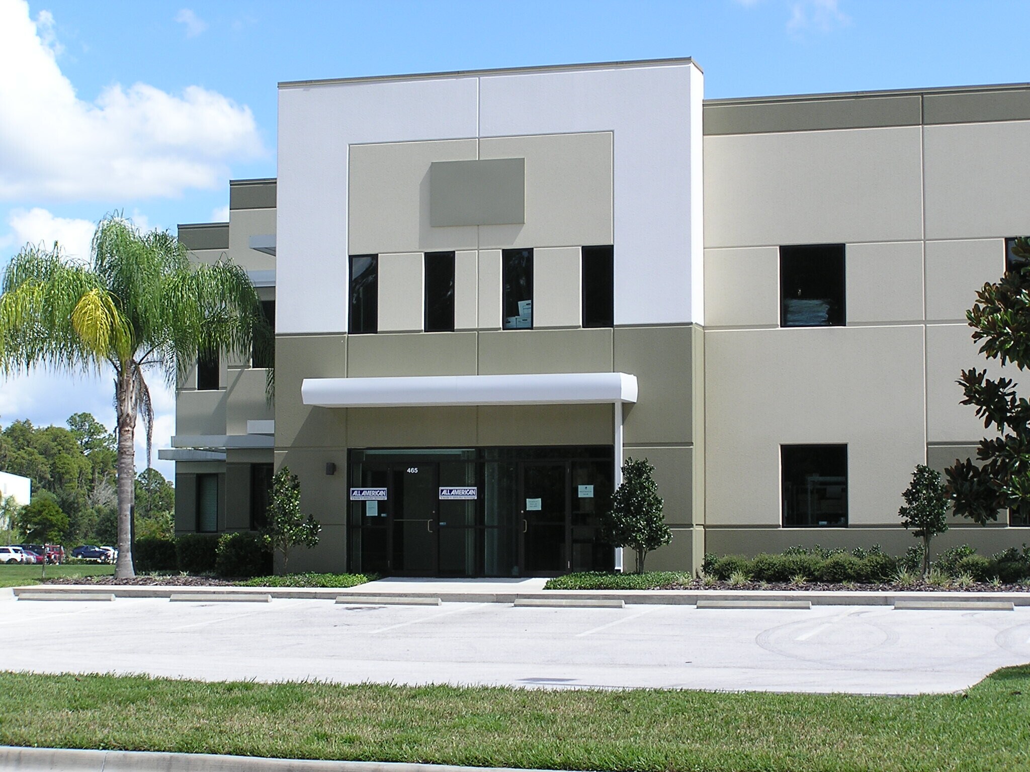 640 Brooker Creek Blvd, Oldsmar, FL for rent Building Photo- Image 1 of 4