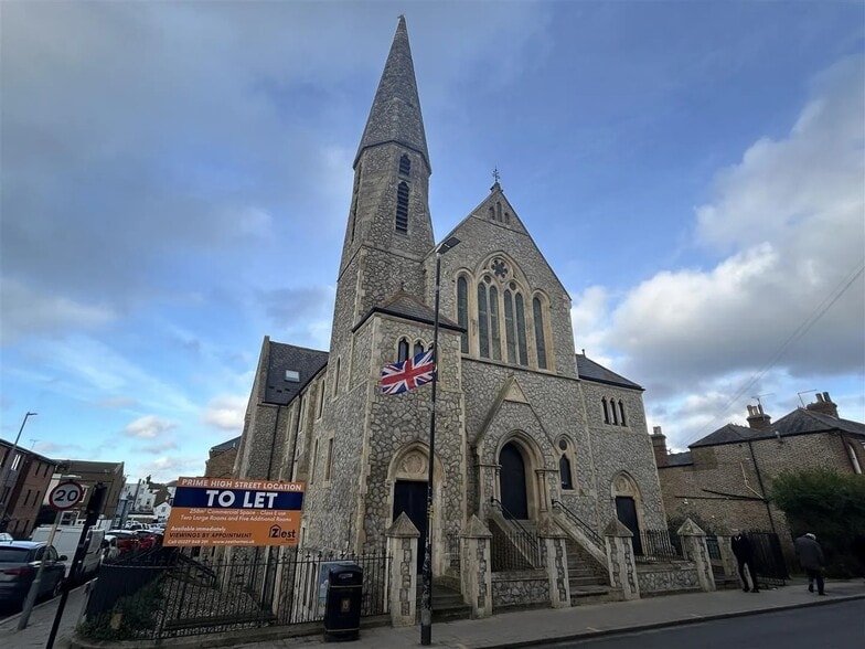 97 High St, Herne Bay to rent - Building Photo - Image 1 of 11