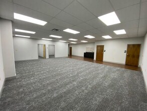 600 Towne Centre Blvd, Pineville, NC to rent Building Photo- Image 2 of 3