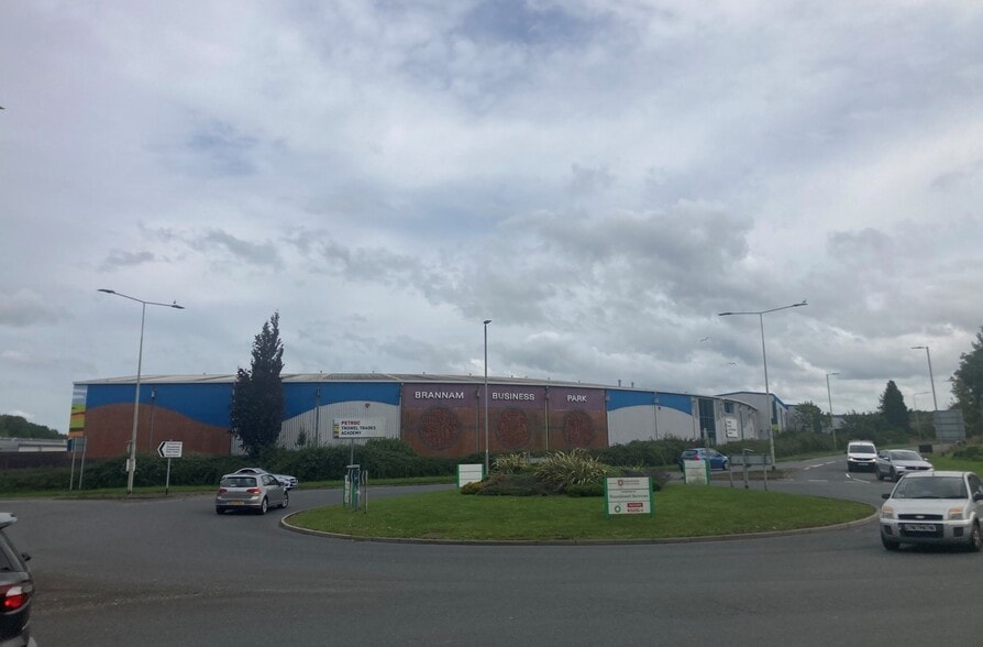 Oakwood Close, Barnstaple to rent - Building Photo - Image 1 of 1