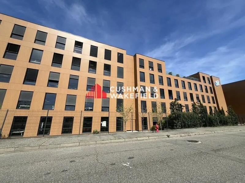 Office in Toulouse to rent Building Photo- Image 1 of 14