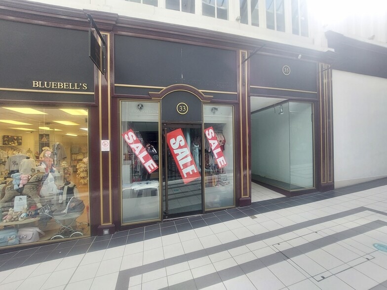 King St, Stirling to rent - Building Photo - Image 3 of 8