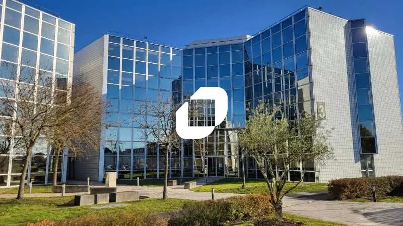 Office in Pessac to rent Building Photo- Image 1 of 21