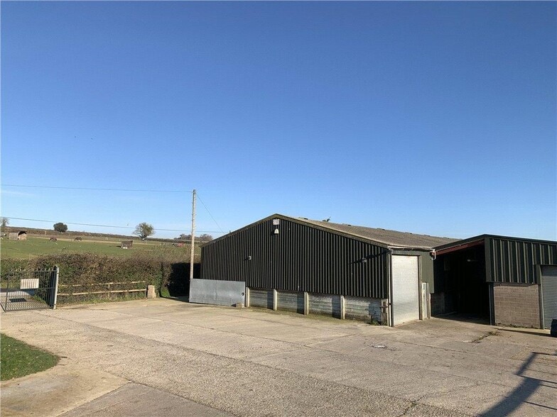Sparrow Bush Cottages, Blandford Forum to rent - Building Photo - Image 2 of 5