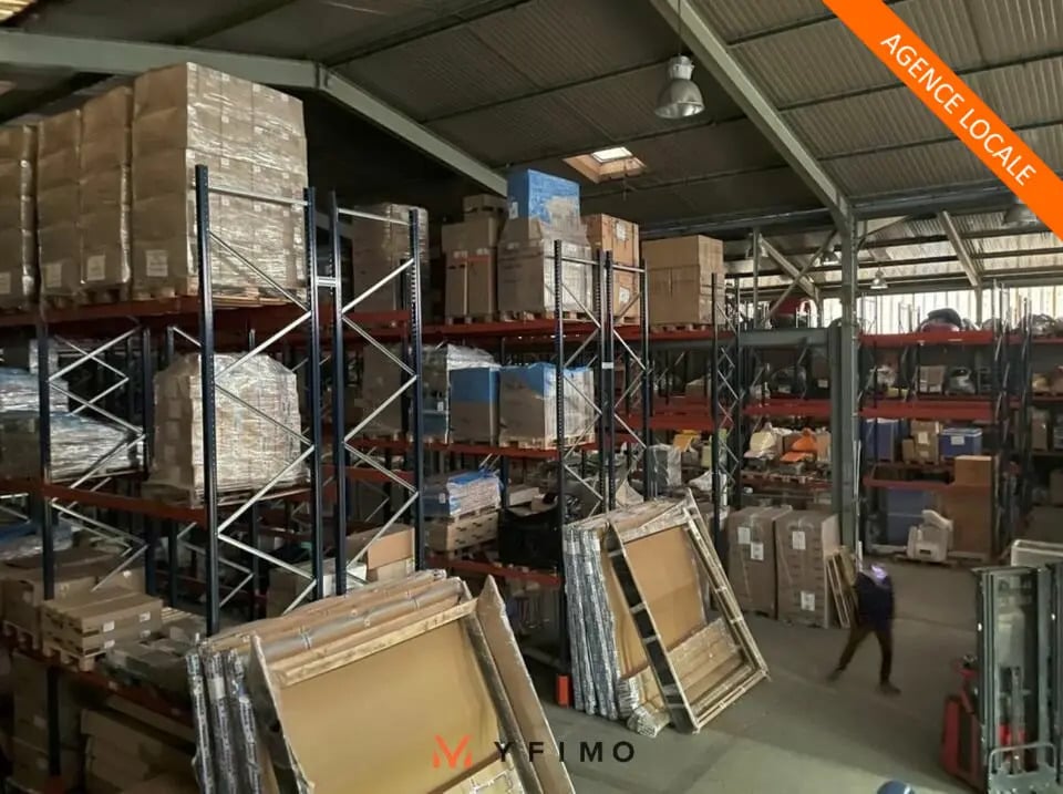 Vente Local d'activités 1 920 m² - Photo 1