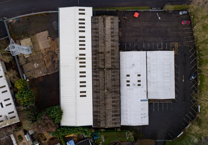 Mill Road Industrial Estate, Linlithgow to rent - Building Photo - Image 3 of 6
