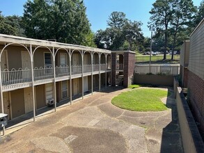 1505 N West St, Jackson, MS for sale Building Photo- Image 1 of 6