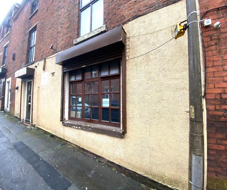 4 Heaton St, Blackburn to rent Building Photo- Image 1 of 2