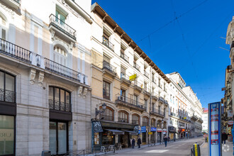 Residential in Madrid, MAD for sale Building Photo- Image 1 of 2