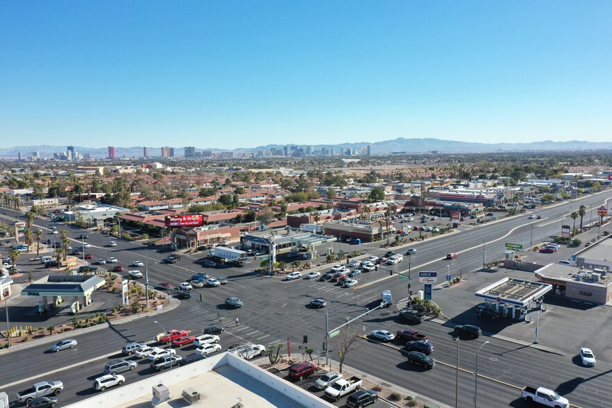 1110-1150 S Rainbow Blvd, Las Vegas, NV for rent - Building Photo - Image 1 of 7