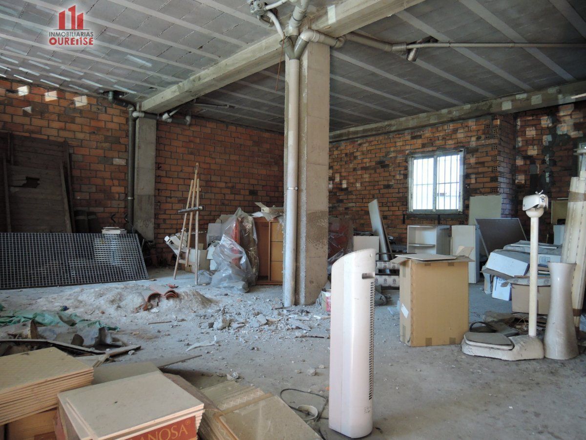 Retail in Ourense, Orense for sale Interior Photo- Image 1 of 11
