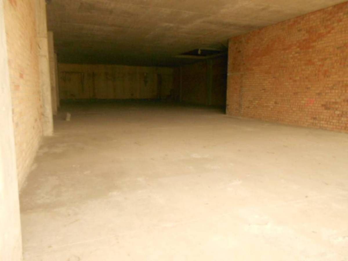 Retail in Manresa, Barcelona to rent Floor Plan- Image 1 of 5