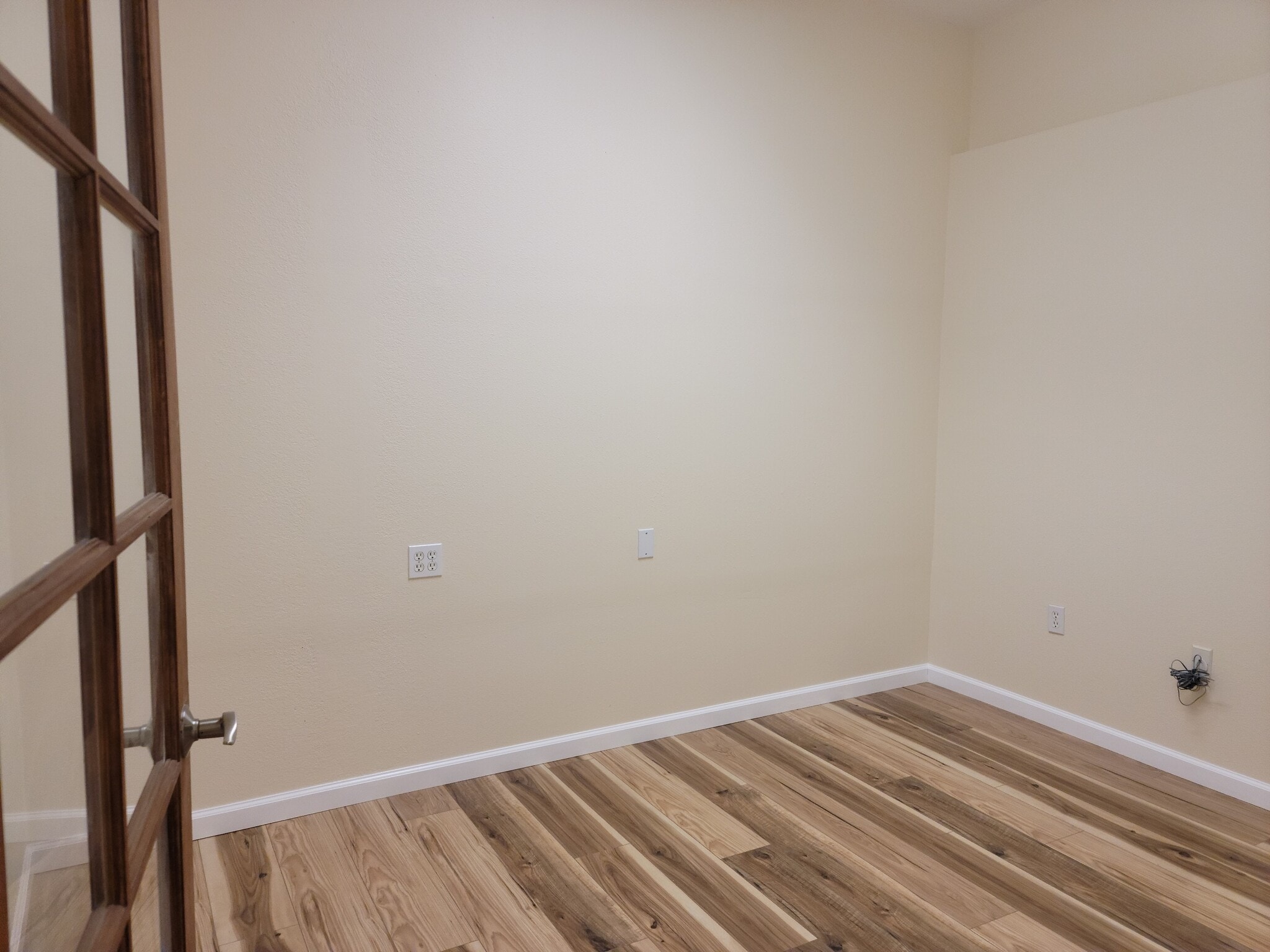 10052-10078 Alta Sierra Dr, Grass Valley, CA to rent Interior Photo- Image 1 of 6