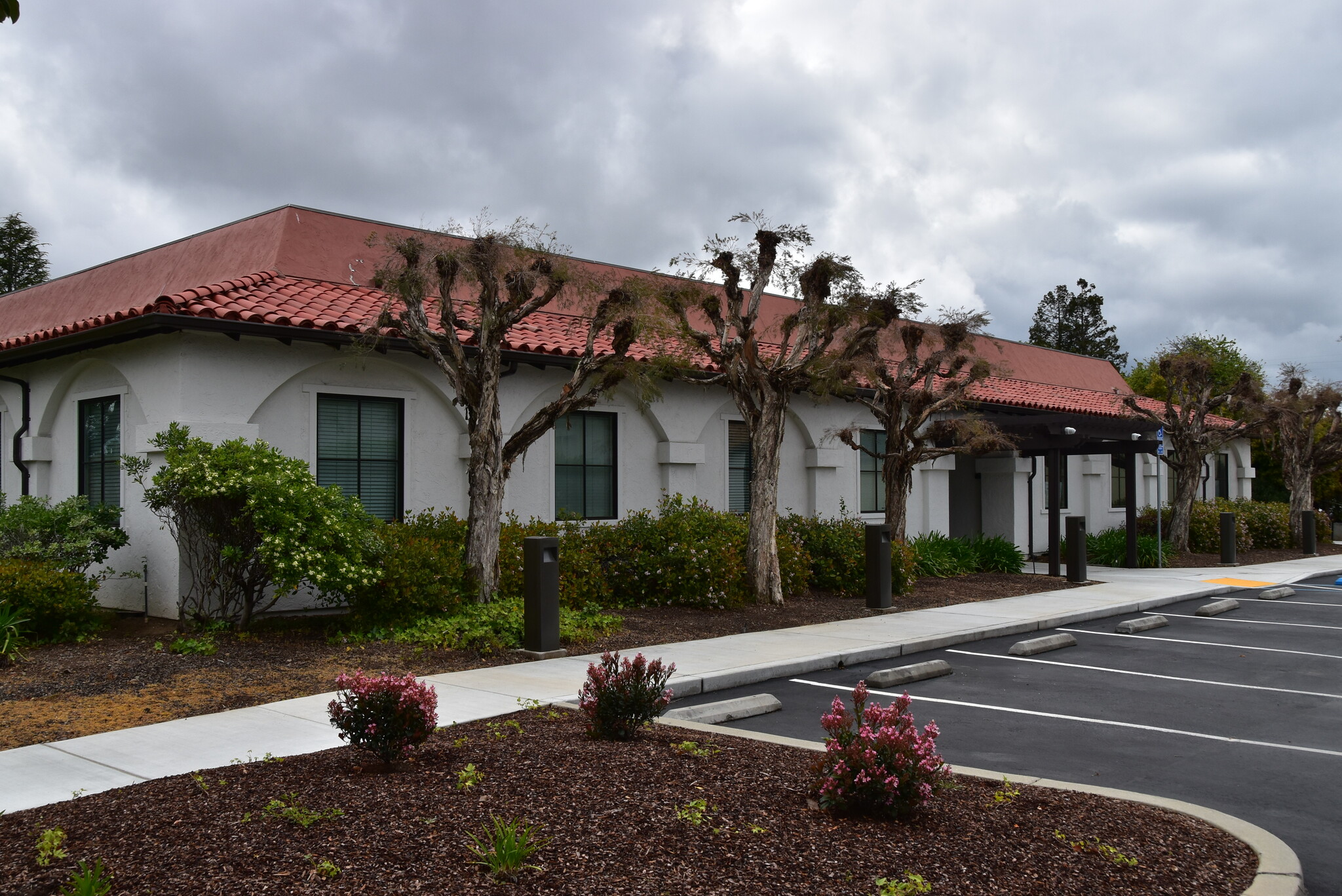 20480 Pacifica Dr, Cupertino, CA for rent Building Photo- Image 1 of 9