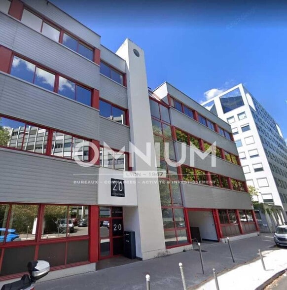 Office in Villeurbanne to rent - Building Photo - Image 1 of 6