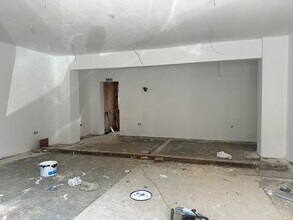 1 Brereton Rd, Bedford to rent Interior Photo- Image 1 of 2