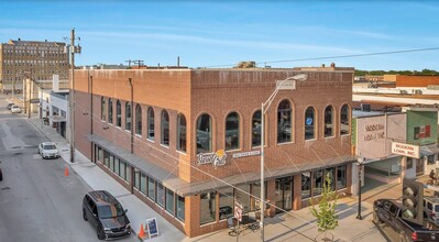 127 W Main St, Ardmore, OK for rent Building Photo- Image 1 of 21