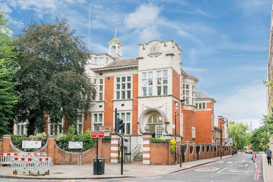 29 Peckham Rd, London to rent - Building Photo - Image 1 of 12