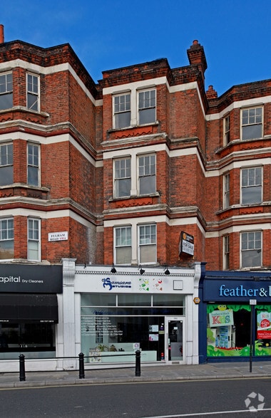 584-594 Fulham Rd, London to rent - Building Photo - Image 3 of 11