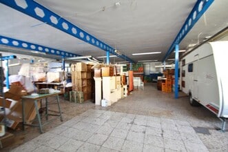 Industrial in Salinas, Alicante to rent Interior Photo- Image 1 of 9