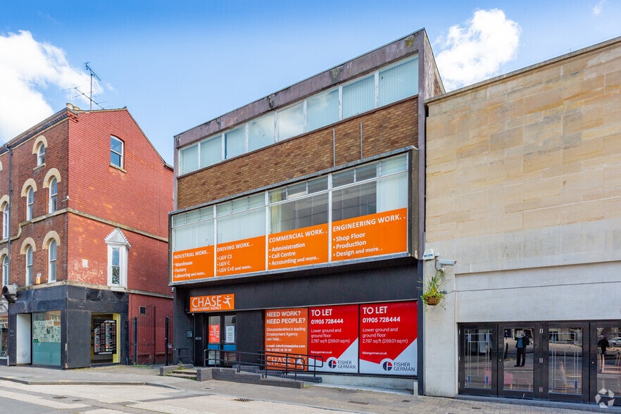 23A St Aldate St, Gloucester to rent - Building Photo - Image 2 of 2