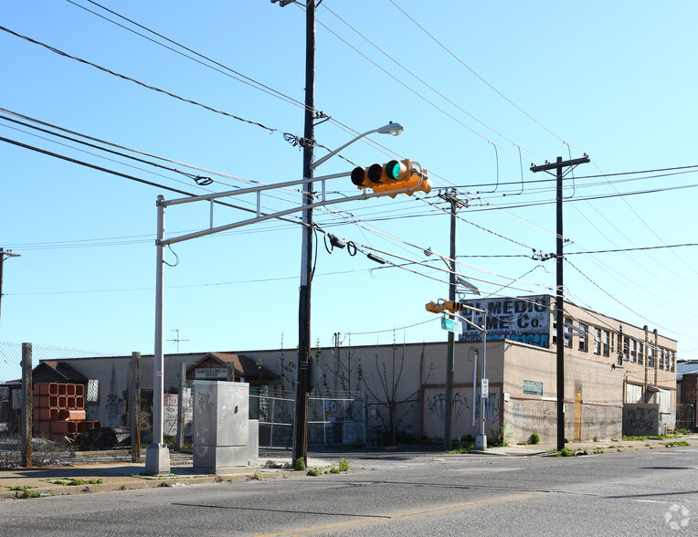 Industrial in Camden, NJ for sale - Primary Photo - Image 1 of 1