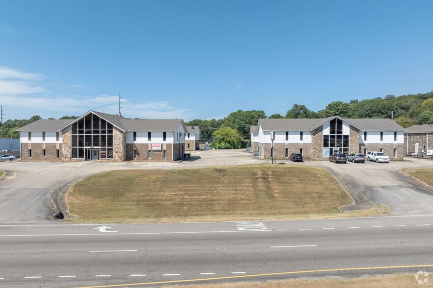 1515 Huffman Rd, Center Point, AL for rent - Aerial - Image 2 of 30