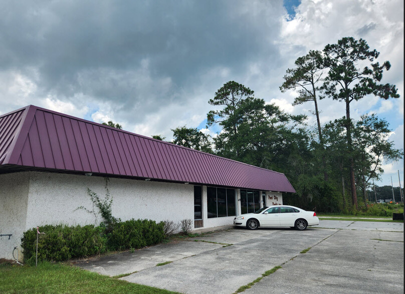 4373 & 4375 US Highway 17 N, Brunswick, GA for rent - Building Photo - Image 2 of 2