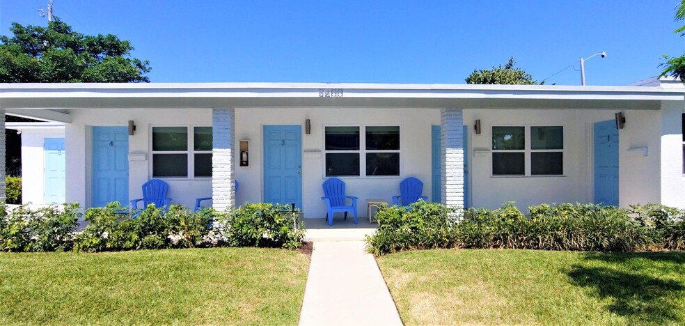 2400 Park Ave, Riviera Beach, FL for sale - Primary Photo - Image 1 of 1