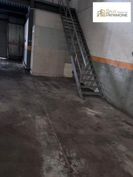 Industrial in Drancy to rent - Interior Photo - Image 3 of 6