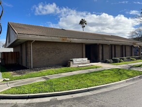 2562 Pacific Ave, Stockton, CA for rent Building Photo- Image 1 of 9