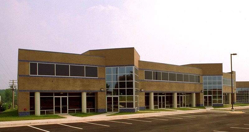 4311 Walney Rd, Chantilly, VA to rent - Building Photo - Image 2 of 12