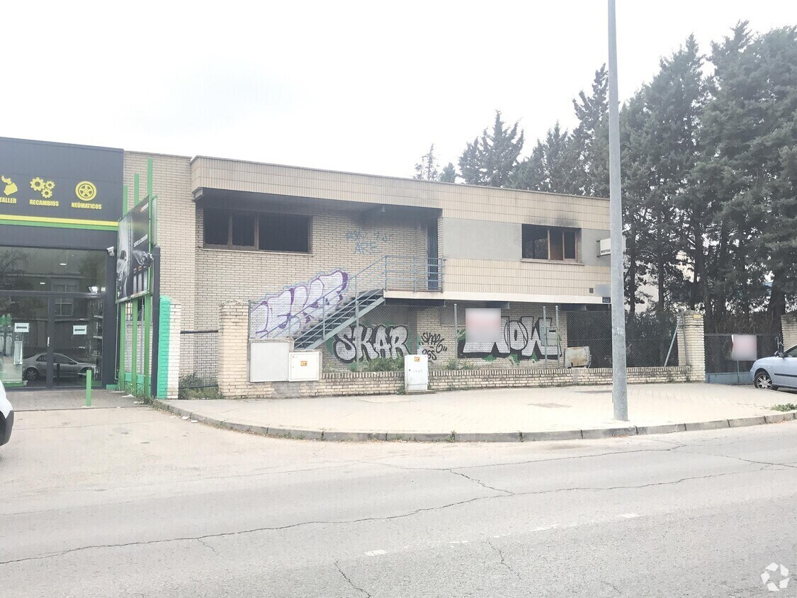 Industrial in Móstoles, Madrid for sale Building Photo- Image 1 of 3