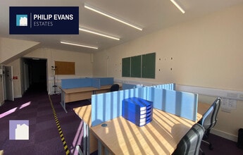 Glan Yr Afon Industrial Estate, Aberystwyth to rent Interior Photo- Image 2 of 11