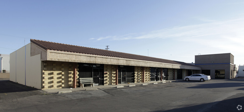 1841-1861 W Commonwealth Ave, Fullerton, CA for rent - Building Photo - Image 1 of 5