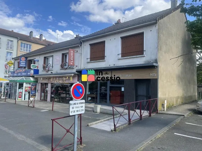 Vente Commerce 500 m² - Photo 1