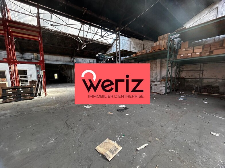Industrial in Marseille for sale - Building Photo - Image 2 of 8