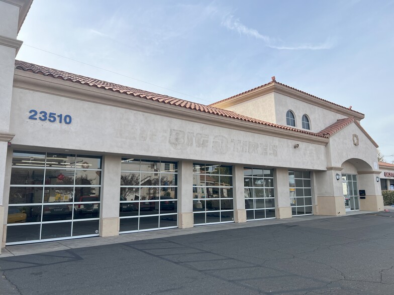 23510 Valencia Blvd, Valencia, CA for rent - Building Photo - Image 1 of 16