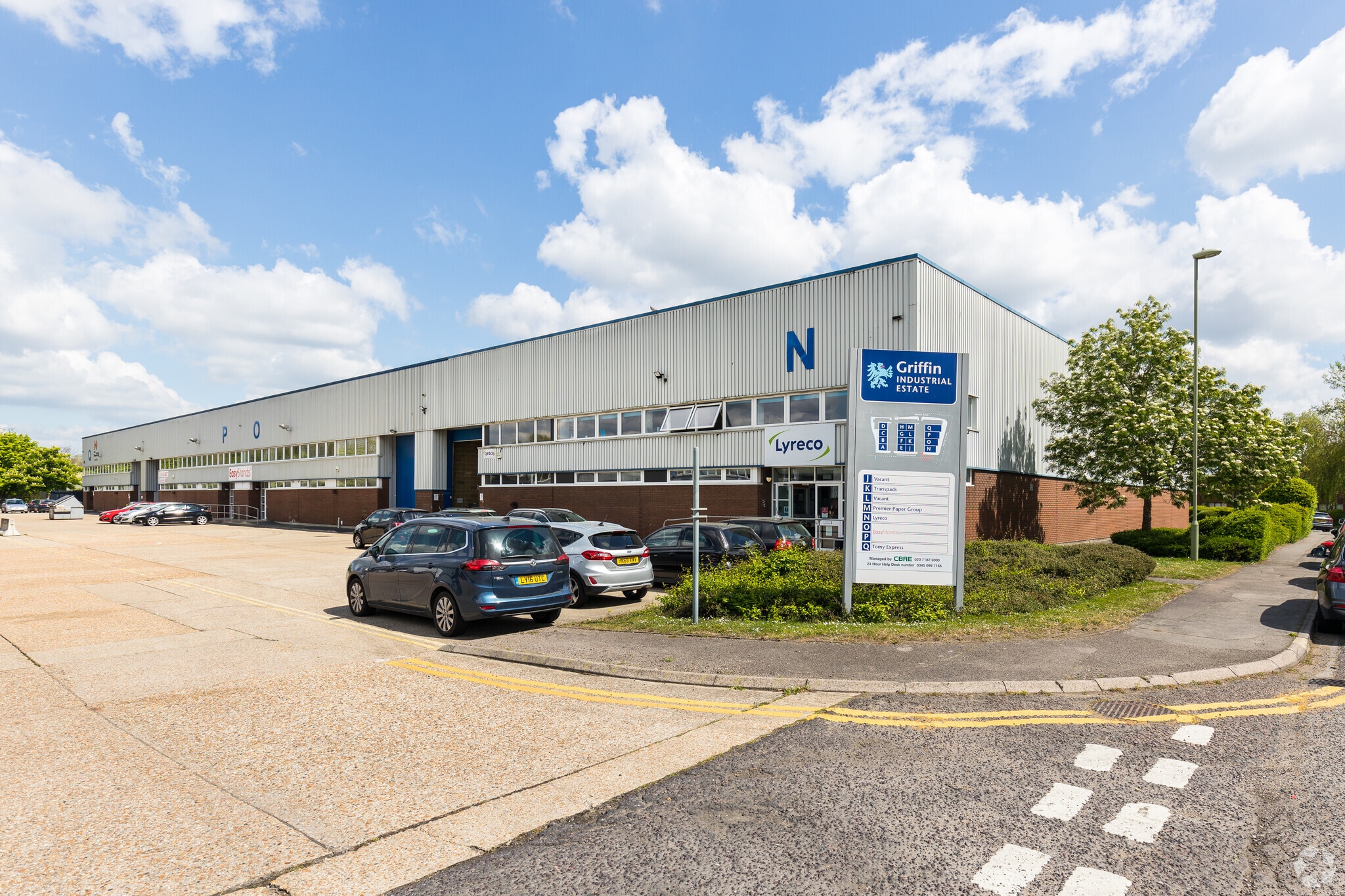 Brunel Rd, Totton to rent Primary Photo- Image 1 of 30