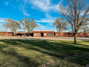 128 Pearson Ave, Waverly, KS for sale Primary Photo- Image 1 of 1