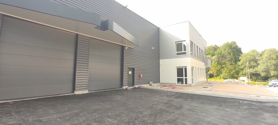 Light Industrial in Bourgoin-Jallieu for sale - Building Photo - Image 3 of 7