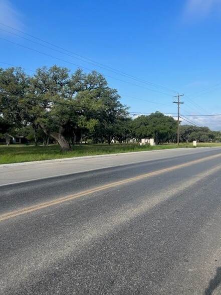 25 Cascade Caverns Rd, Boerne, TX for sale - Building Photo - Image 3 of 8